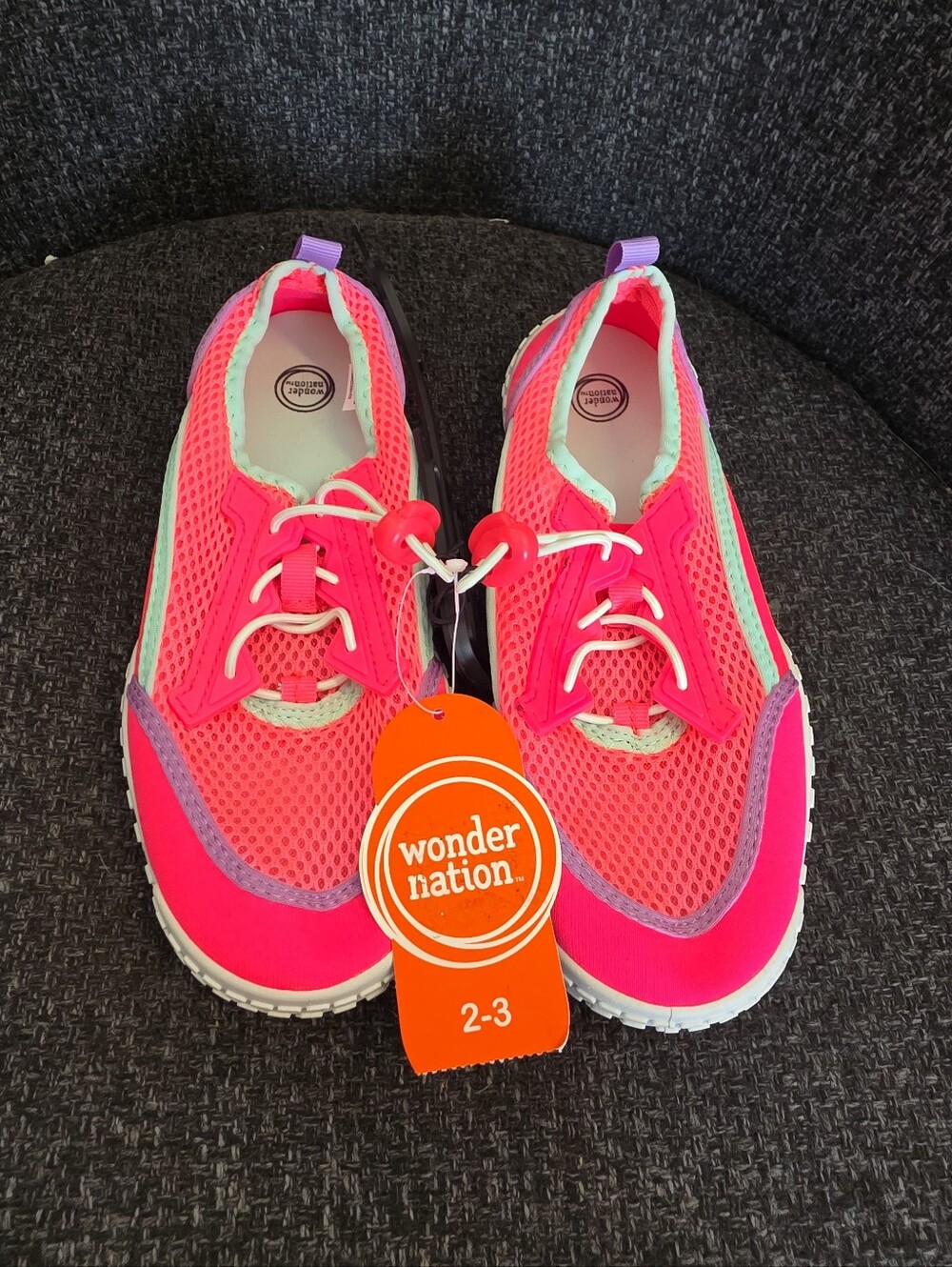 NWT Wonder Nation Girls Size 2-3 Water Shoes Slip-On Hot Pink Mesh Swim Pool
